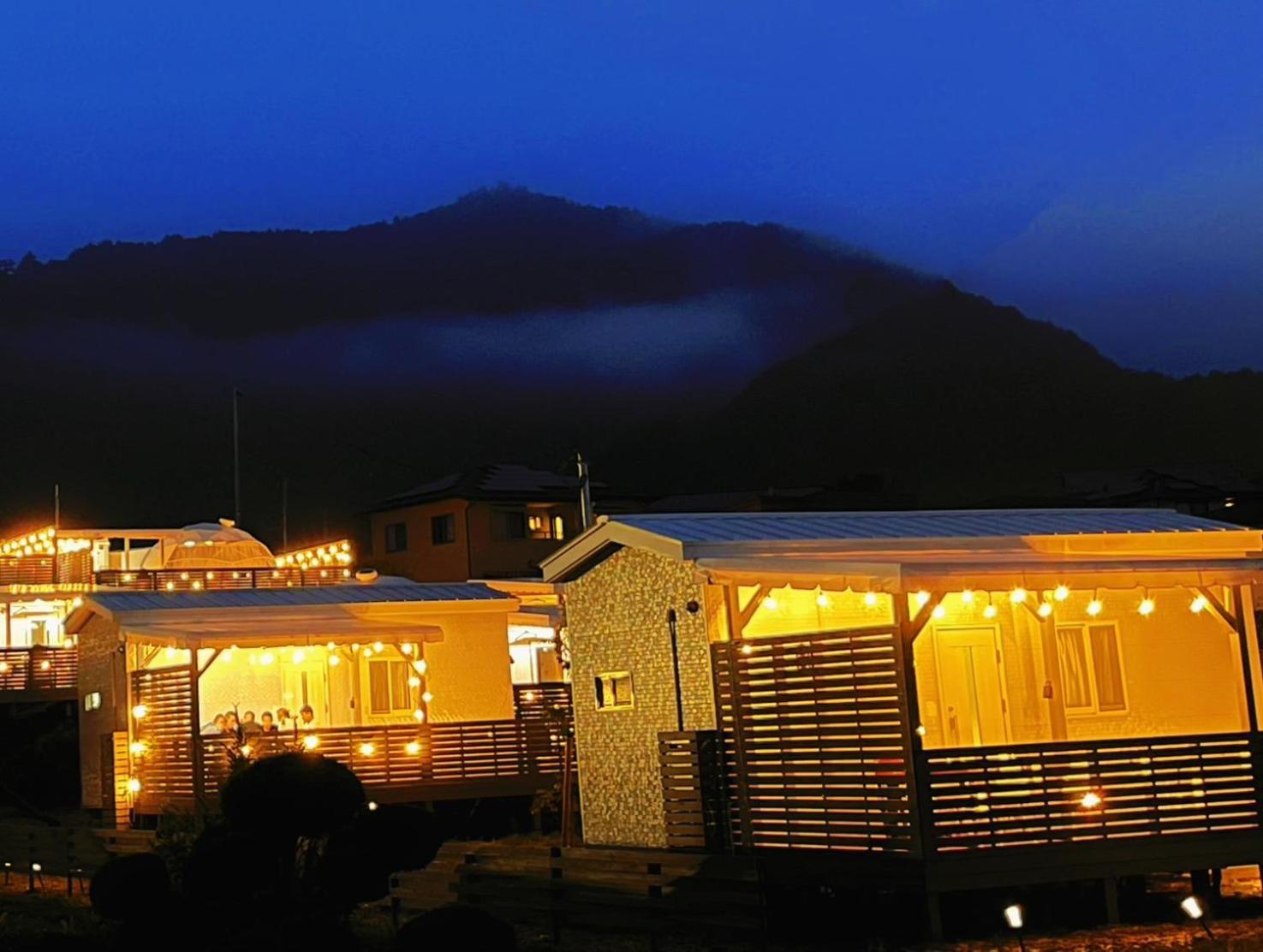 Necoana Glamping富士山景bbqトレーラーヴィラ Fujikawaguchiko Exterior photo